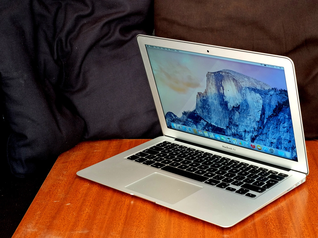 Which Macbook Should I Buy 2016